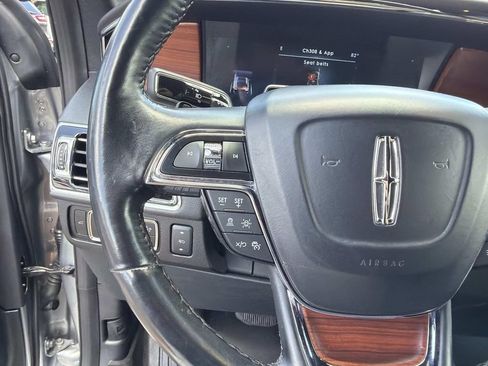 Used 2023 Lincoln Navigator Reserve AWD/4WD image 24