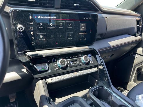 Used 2025 GMC Sierra 2500 AT4 AWD/4WD image 30