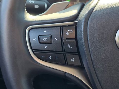 Used 2024 Lexus ES 300h w/ Premium Package image 20