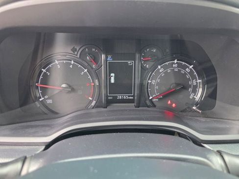 Used 2024 Toyota 4Runner SR5 AWD/4WD image 20