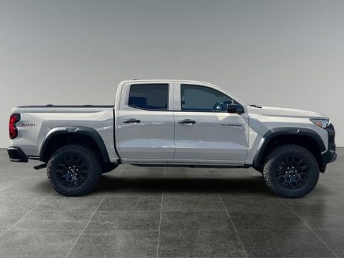 New 2026 Chevrolet Colorado Trail Boss AWD/4WD image 8