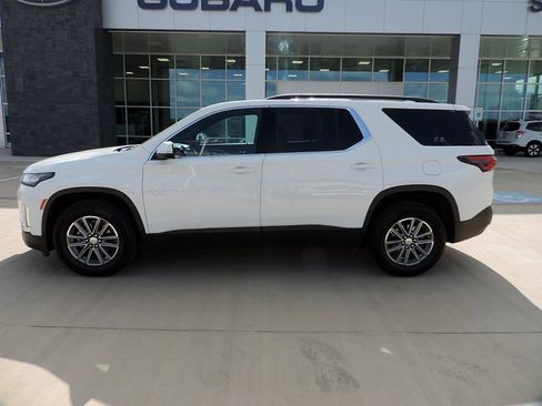 Used 2023 Chevrolet Traverse LT FWD image 8