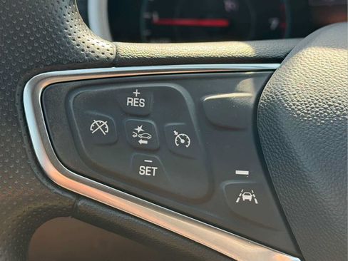 Used 2025 Chevrolet Malibu LS FWD image 8