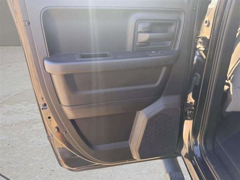 Used 2018 RAM 1500 Express w/ Black Ram 1500 Express Group image 30