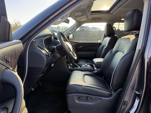 Used 2023 INFINITI QX80 Premium Select w/ Cargo Package image 28
