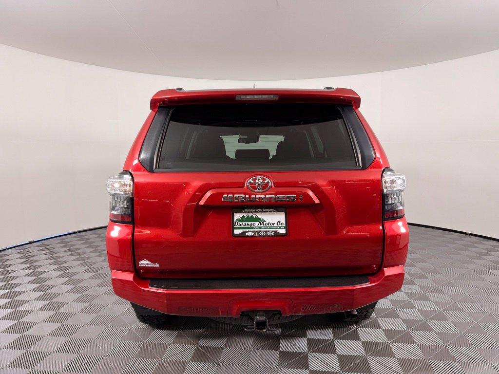 Certified 2022 Toyota 4Runner SR5 AWD/4WD image 10