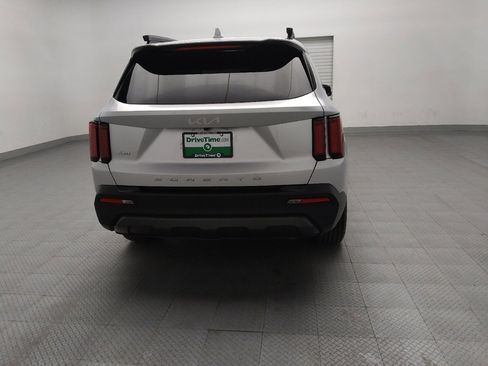 Used 2022 Kia Sorento S image 7