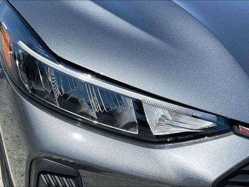 Used 2025 Ford Escape Active image 28