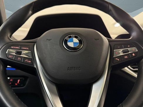 Used 2022 BMW 430i Coupe w/ Convenience Package RWD image 17
