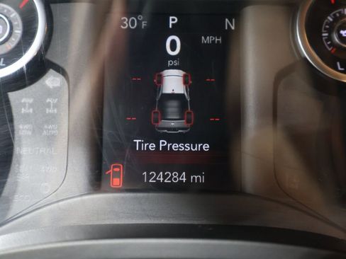 Used 2019 RAM 1500 Big Horn image 40