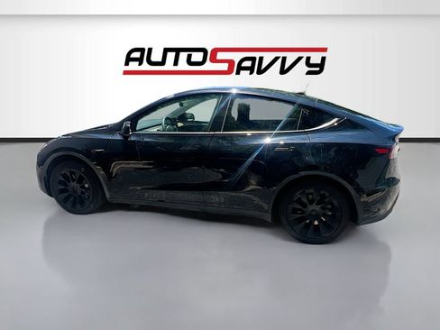 Used 2023 Tesla Model Y Long Range AWD/4WD image 4
