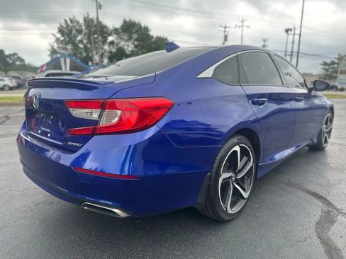Used 2019 Honda Accord Sport image 3