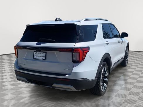 Used 2025 Ford Explorer Platinum w/ LUX Leather Package AWD/4WD image 5