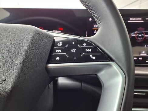 Used 2025 Audi Q5 Premium Plus w/ Premium Plus image 16