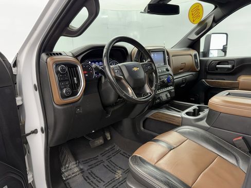 Used 2020 Chevrolet Silverado 3500 High Country w/ Gooseneck/5TH Wheel Package image 43