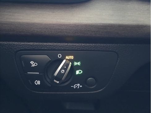 Used 2021 Audi Q5 Premium Plus w/ Premium Plus Package image 31