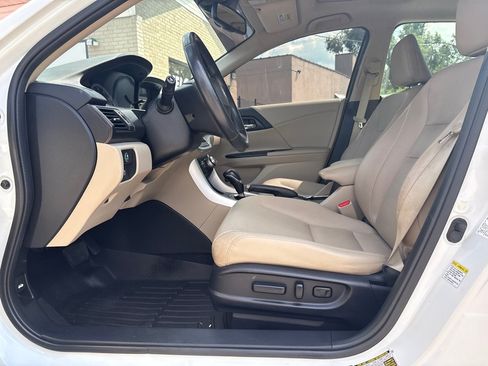 Used 2014 Honda Accord EX-L image 16
