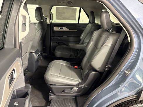 New 2026 Ford Explorer Active w/ Active Comfort Package RWD image 27