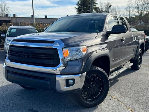 Used 2014 Toyota Tundra SR5 w/ SR5 Upgrade Package RWD image 3