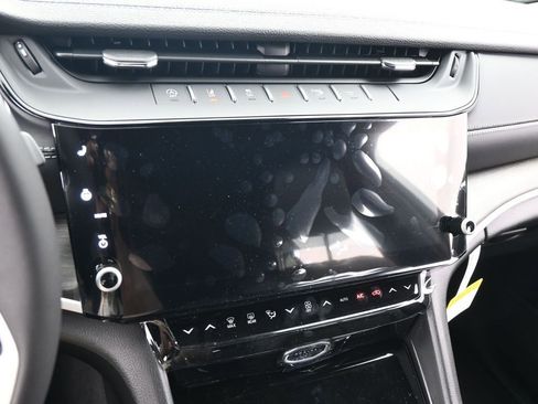 New 2026 Jeep Grand Cherokee Altitude RWD image 18