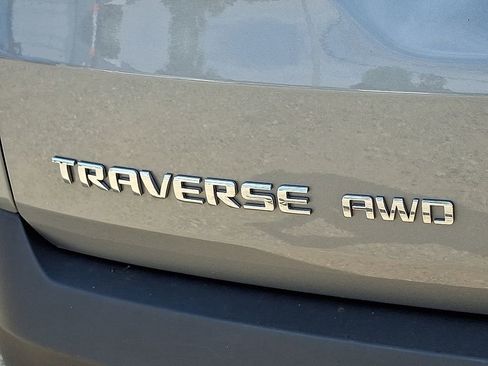 Used 2023 Chevrolet Traverse LT w/ LPO, Floor Liner Package AWD/4WD image 36