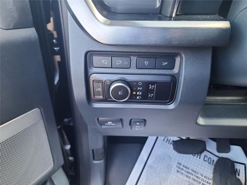 Certified 2023 Ford F350 Lariat w/ Lariat Ultimate Package image 33