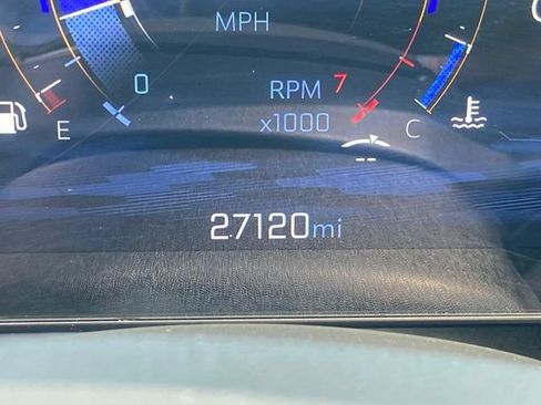 Used 2025 Chevrolet Equinox RS FWD image 24