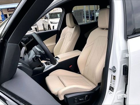Used 2025 BMW X3 xDrive30 w/ M Sport Package AWD/4WD image 33