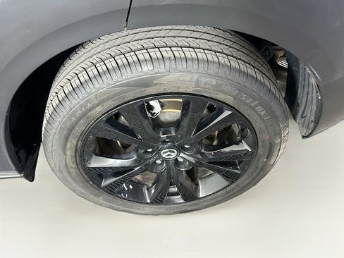 Used 2025 MAZDA CX-30 AWD 2.5 S w/ Preferred Package image 11