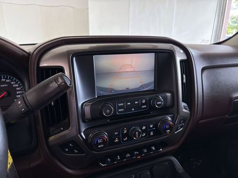 Used 2016 Chevrolet Silverado 2500 High Country w/ Duramax Plus Package AWD/4WD image 27