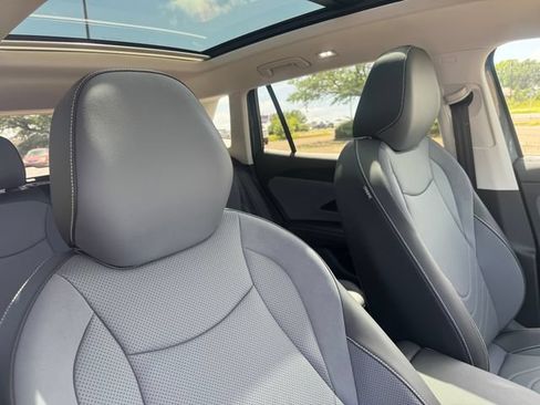 New 2026 Volkswagen Tiguan SE FWD image 14