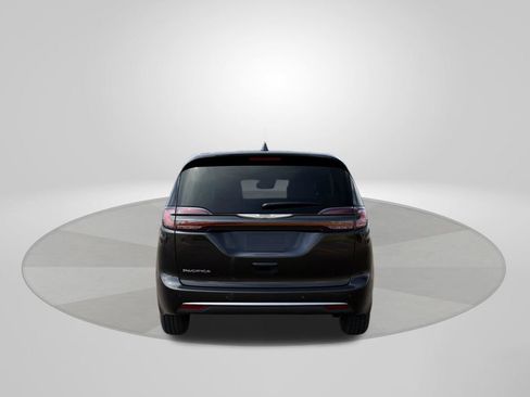 New 2026 Chrysler Pacifica Select FWD image 7