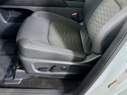 Certified 2025 Nissan Pathfinder SV AWD/4WD image 24