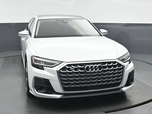 Used 2023 Audi S8 w/ S8 Executive Package AWD/4WD image 8