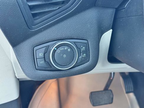 Used 2017 Ford Escape SE FWD image 44