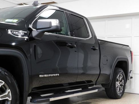 Used 2019 GMC Sierra 1500 SLE w/ SLE Value Package AWD/4WD image 17