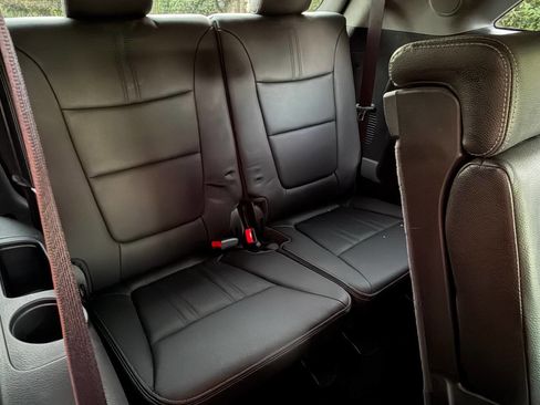 Used 2013 Kia Sorento EX w/ EX V6 Premium Pkg image 21