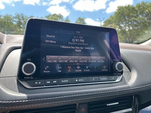 Used 2022 Nissan Rogue SL FWD image 29