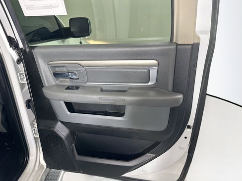 Used 2018 RAM 1500 Big Horn AWD/4WD image 27