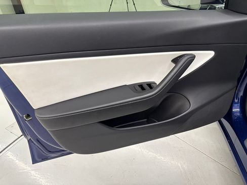 Used 2020 Tesla Model 3 Long Range AWD/4WD image 12