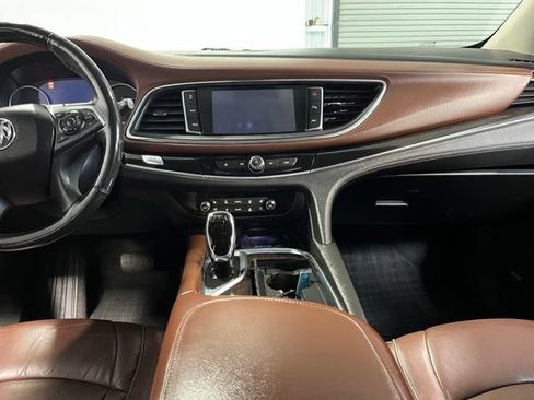 Used 2019 Buick Enclave Avenir w/ Avenir Technology Package AWD/4WD image 20