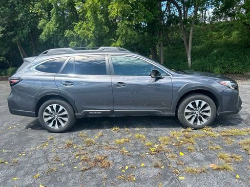 Certified 2024 Subaru Outback Limited AWD/4WD image 2