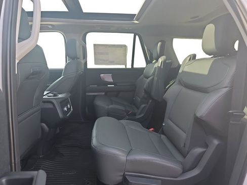 New 2026 Ford Expedition Max Active AWD/4WD image 16
