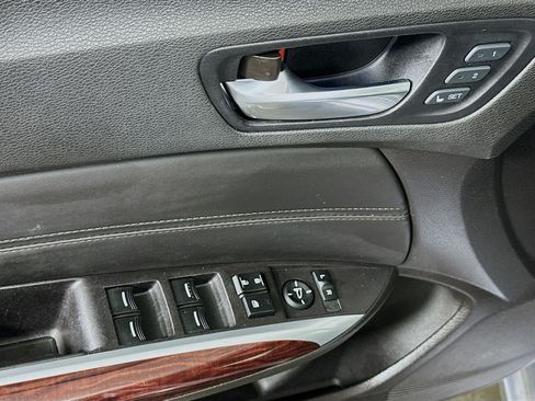 Used 2015 Acura TLX FWD image 15