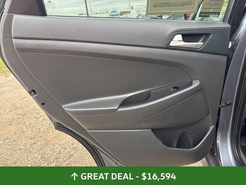 Used 2021 Hyundai Tucson SE image 27