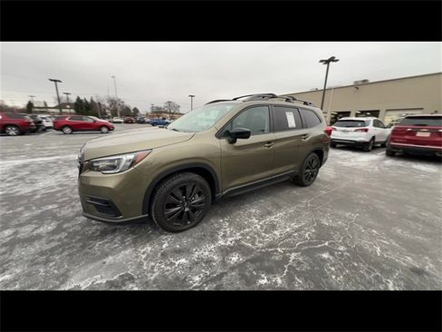 Used 2022 Subaru Ascent Onyx Edition image 4
