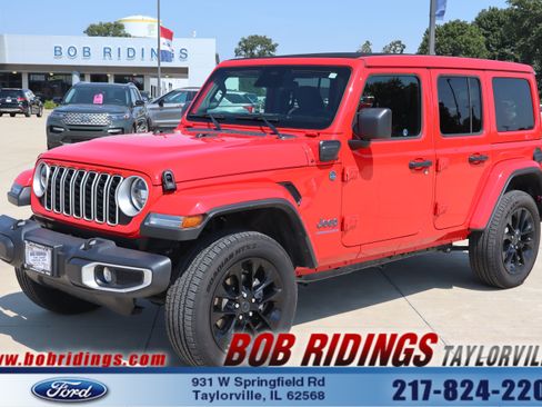 Used 2025 Jeep Wrangler Unlimited Sahara w/ Safety Group AWD/4WD image 1