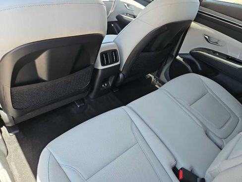 Certified 2024 Hyundai Tucson Limited AWD/4WD image 18