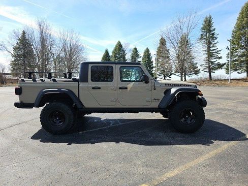 Used 2020 Jeep Gladiator Rubicon image 7