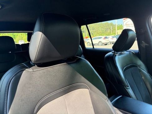 Used 2024 Jeep Grand Cherokee L Laredo AWD/4WD image 26